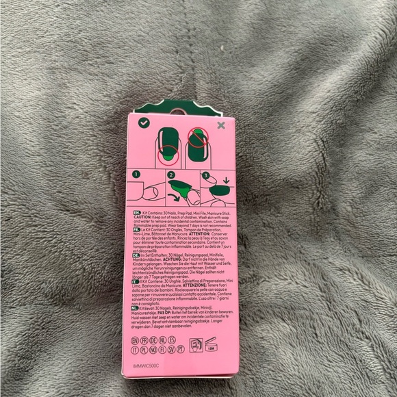 Wicked x imPRESS Pink and Green Nail Set - Picture 2 of 2